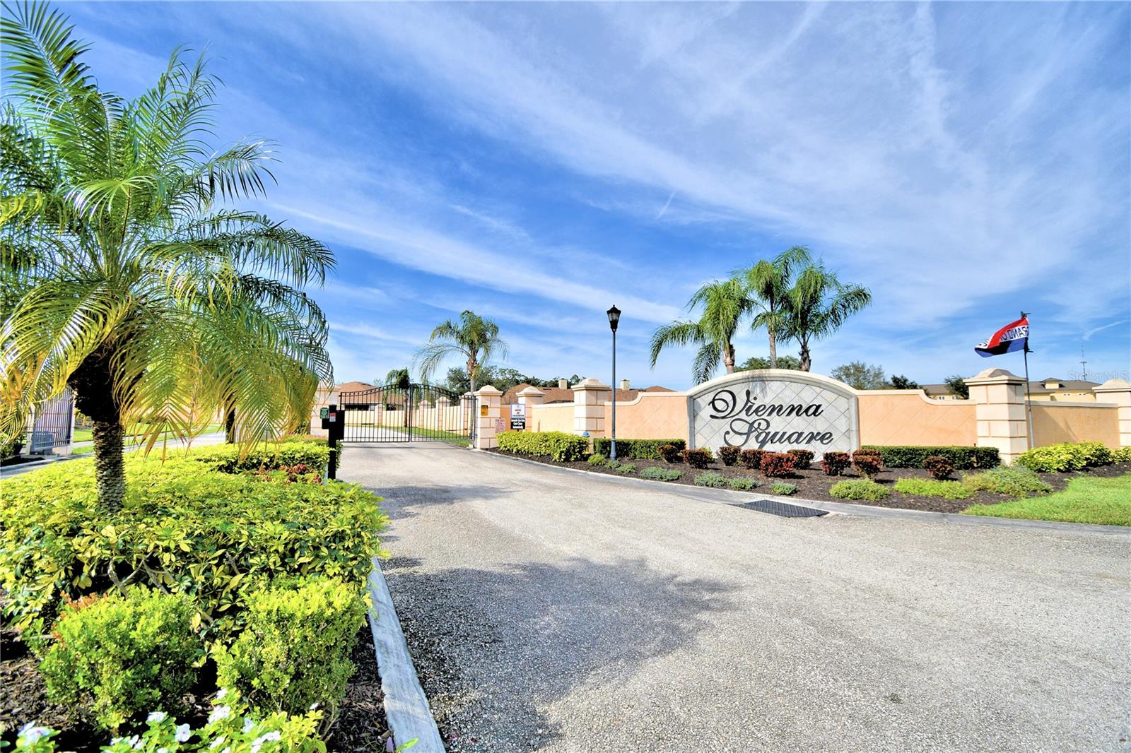 VIENNA SQUARE - Residential