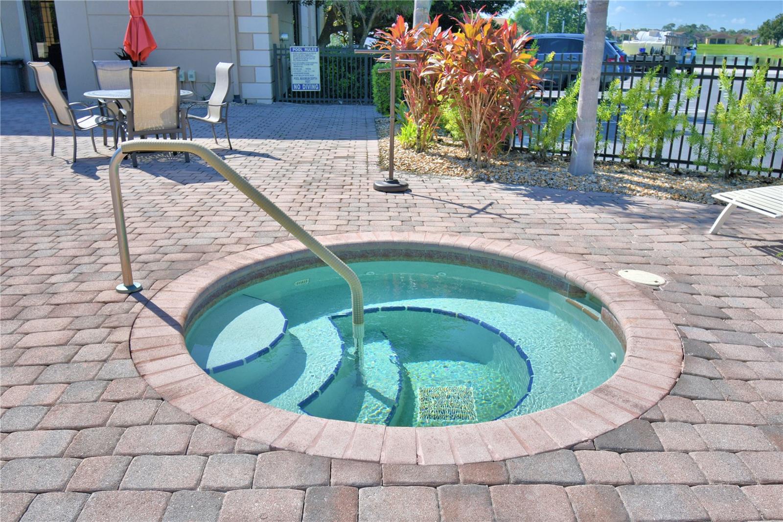 VIENNA SQUARE - Residential