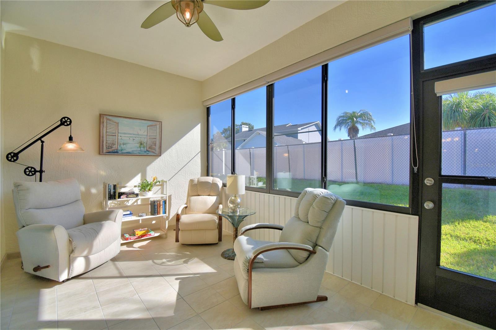 VIENNA SQUARE - Residential