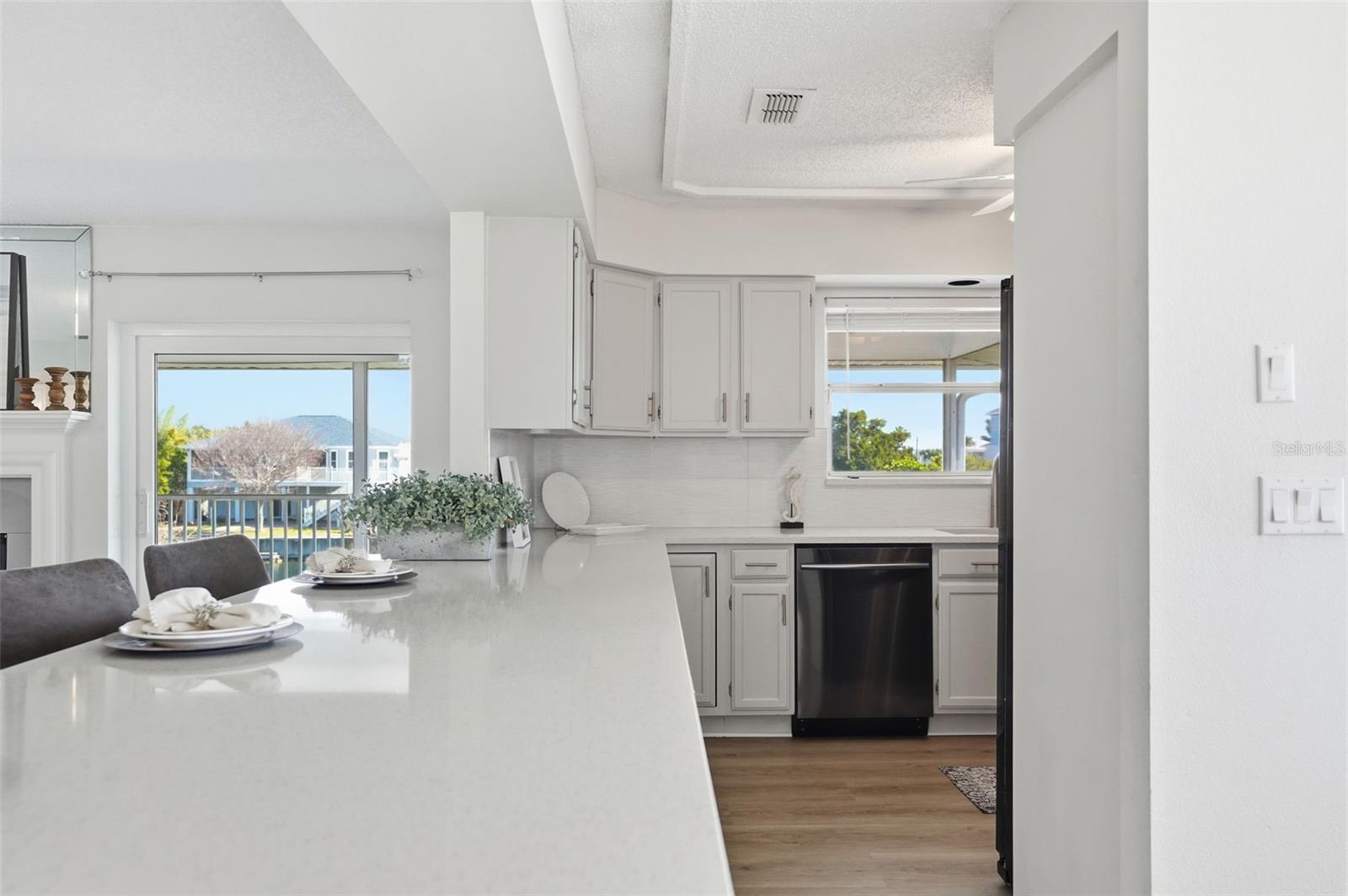 HERNANDO BEACH 12 - Residential