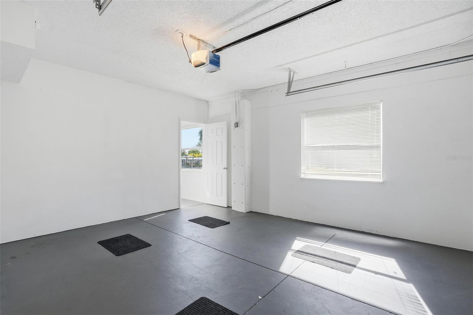 HERNANDO BEACH 12 - Residential