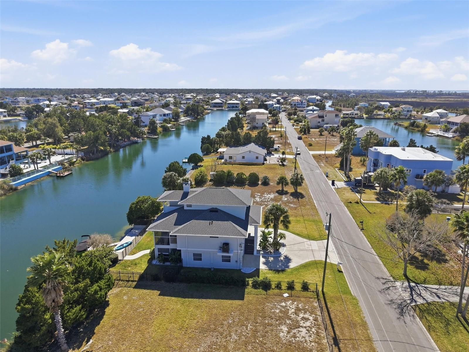 HERNANDO BEACH 12 - Residential