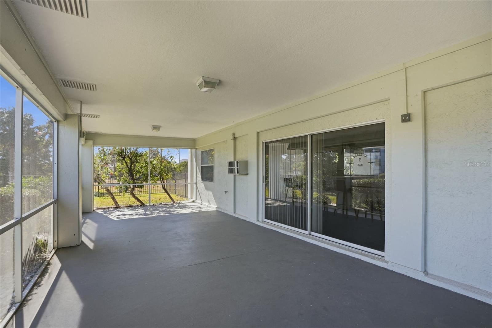 HERNANDO BEACH 12 - Residential