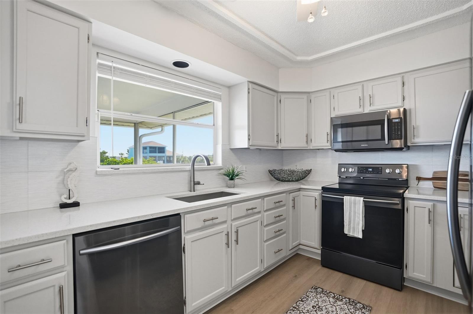 HERNANDO BEACH 12 - Residential