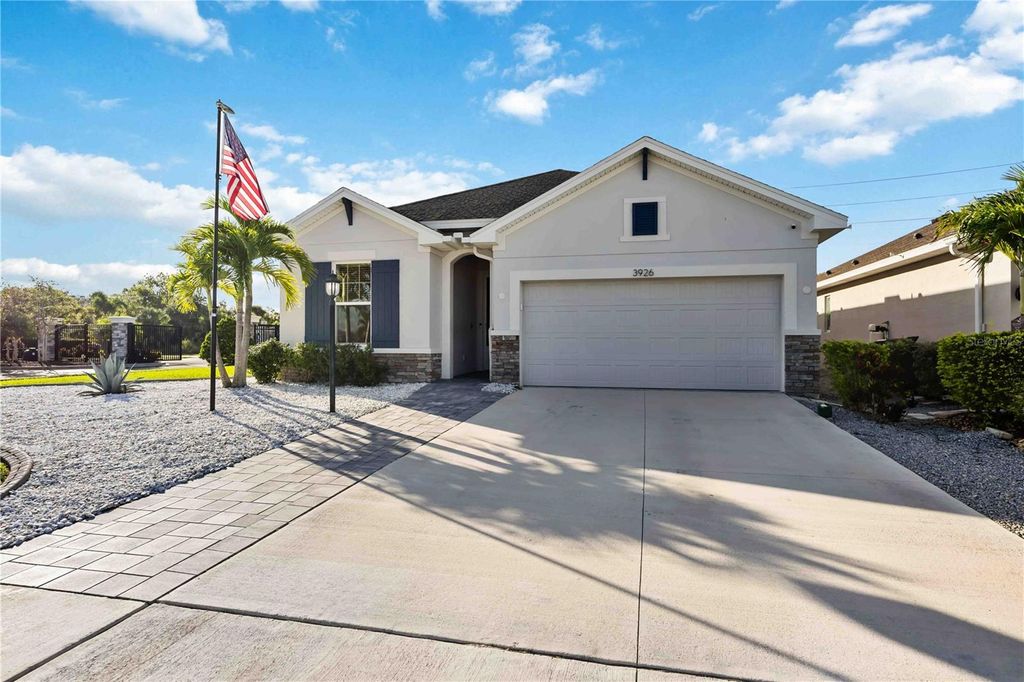 Photo of 3926 Sunshine Pine Avenue, Bradenton, FL 34203 (MLS # A4666074)