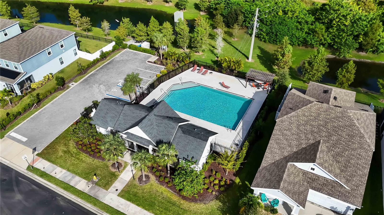 MOSS CREEK PH I - Residential