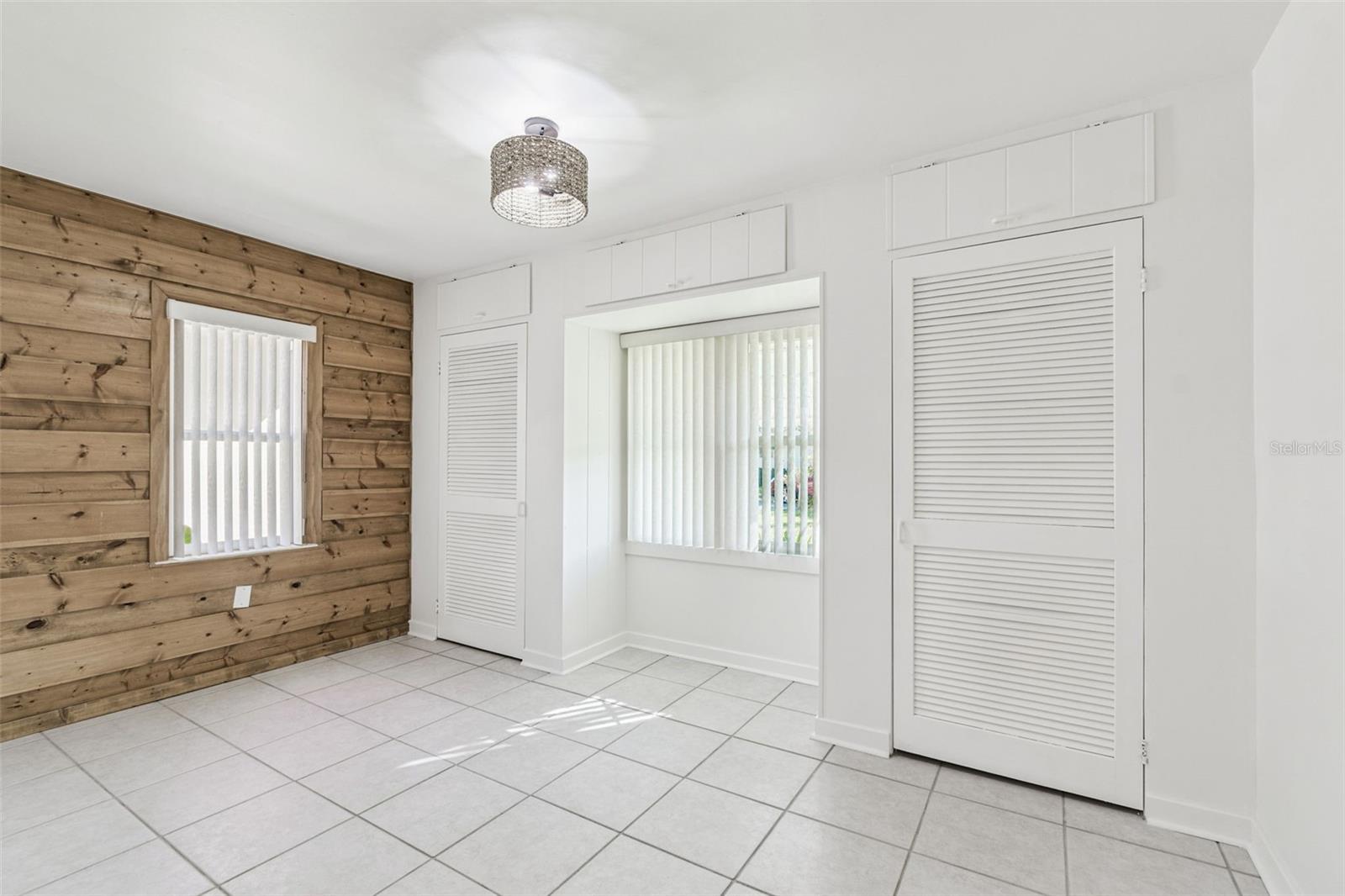 BAY VIEW PARK SEC P - Residential