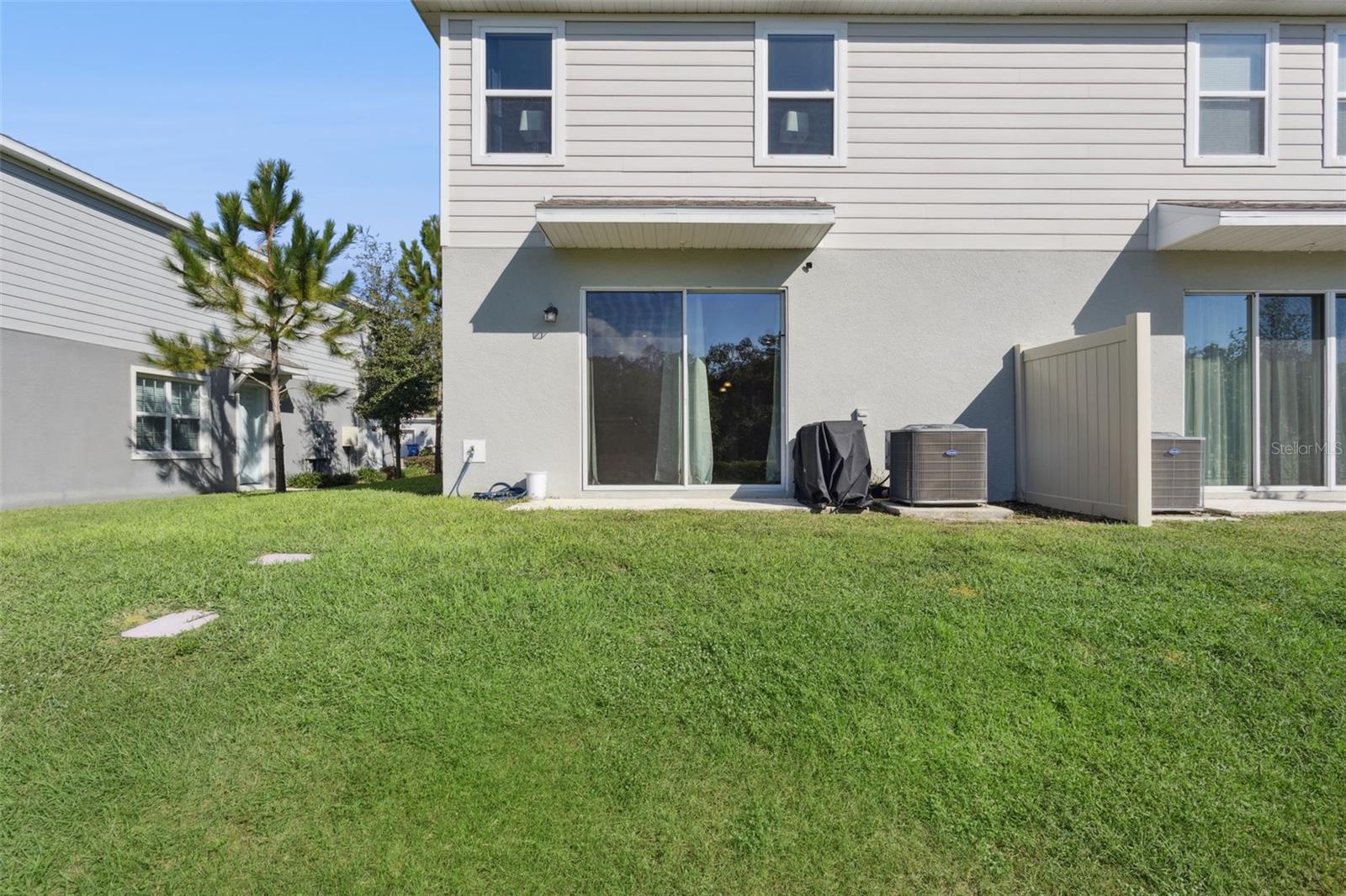 HOLDEN RIDGE TOWNHOMES - Residential