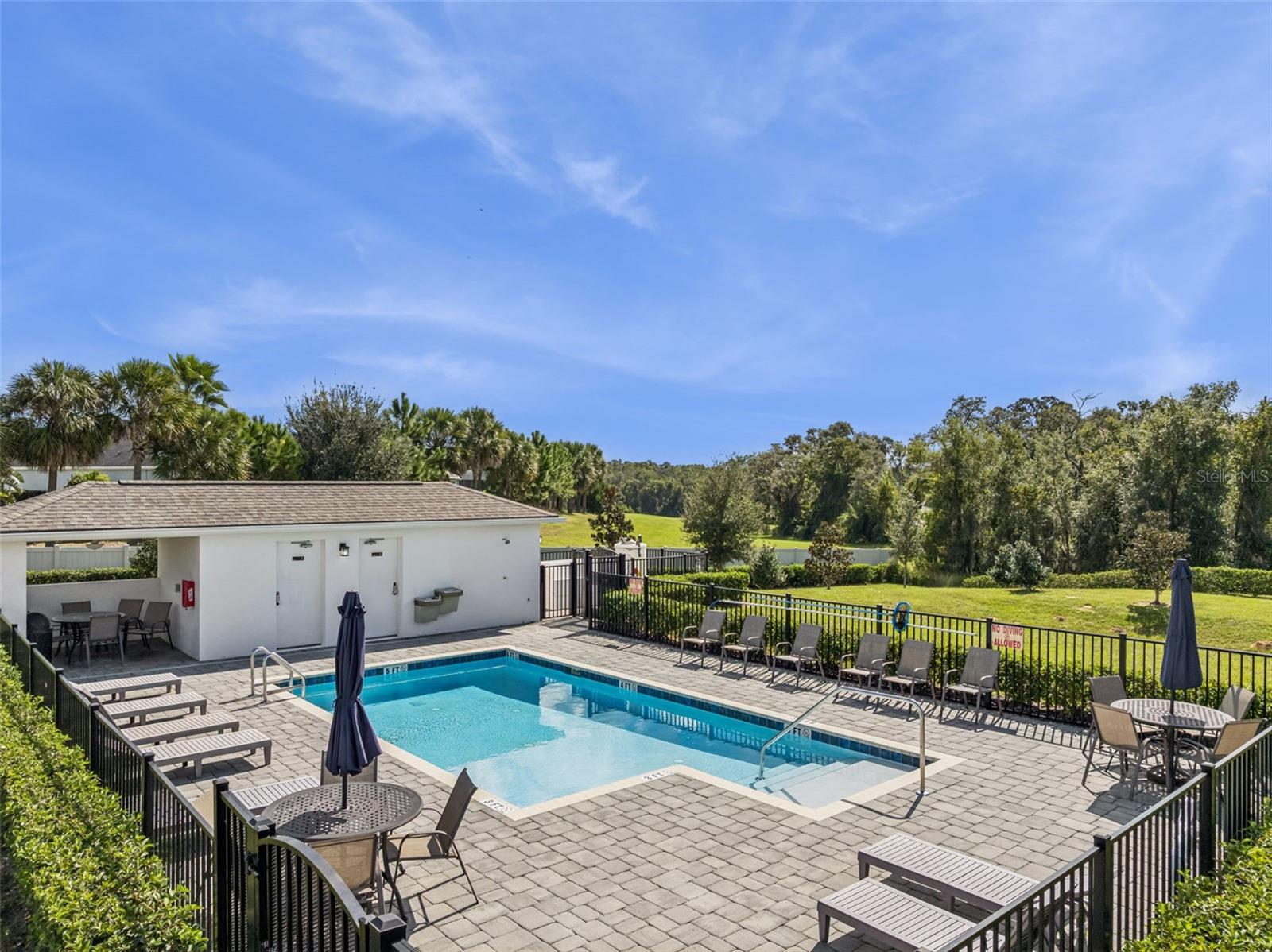 HOLDEN RIDGE TOWNHOMES - Residential