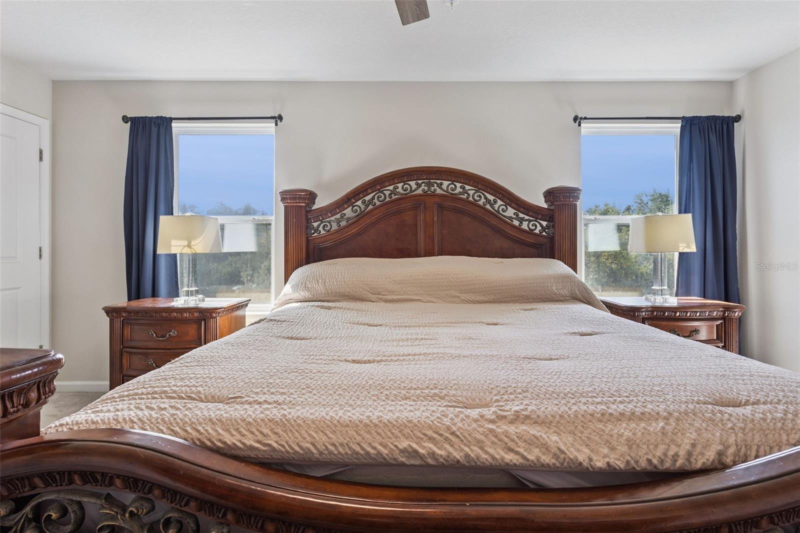 HOLDEN RIDGE TOWNHOMES - Residential