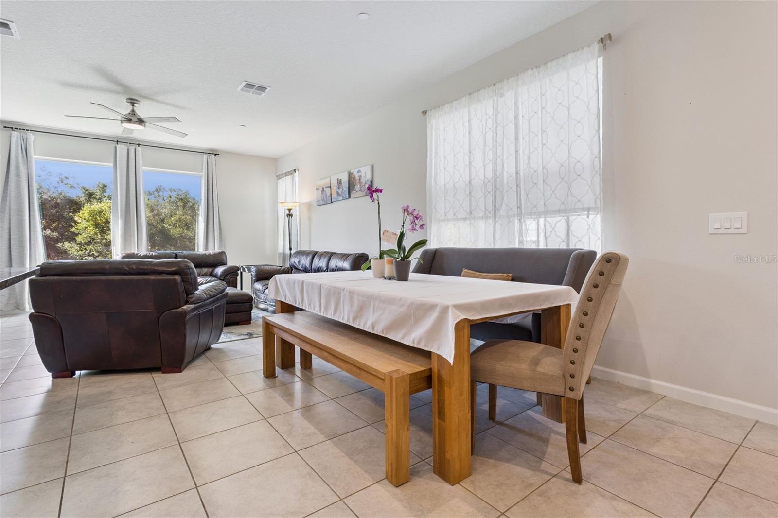 HOLDEN RIDGE TOWNHOMES - Residential