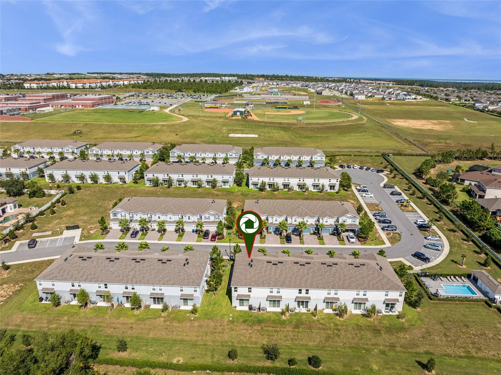 HOLDEN RIDGE TOWNHOMES - Residential