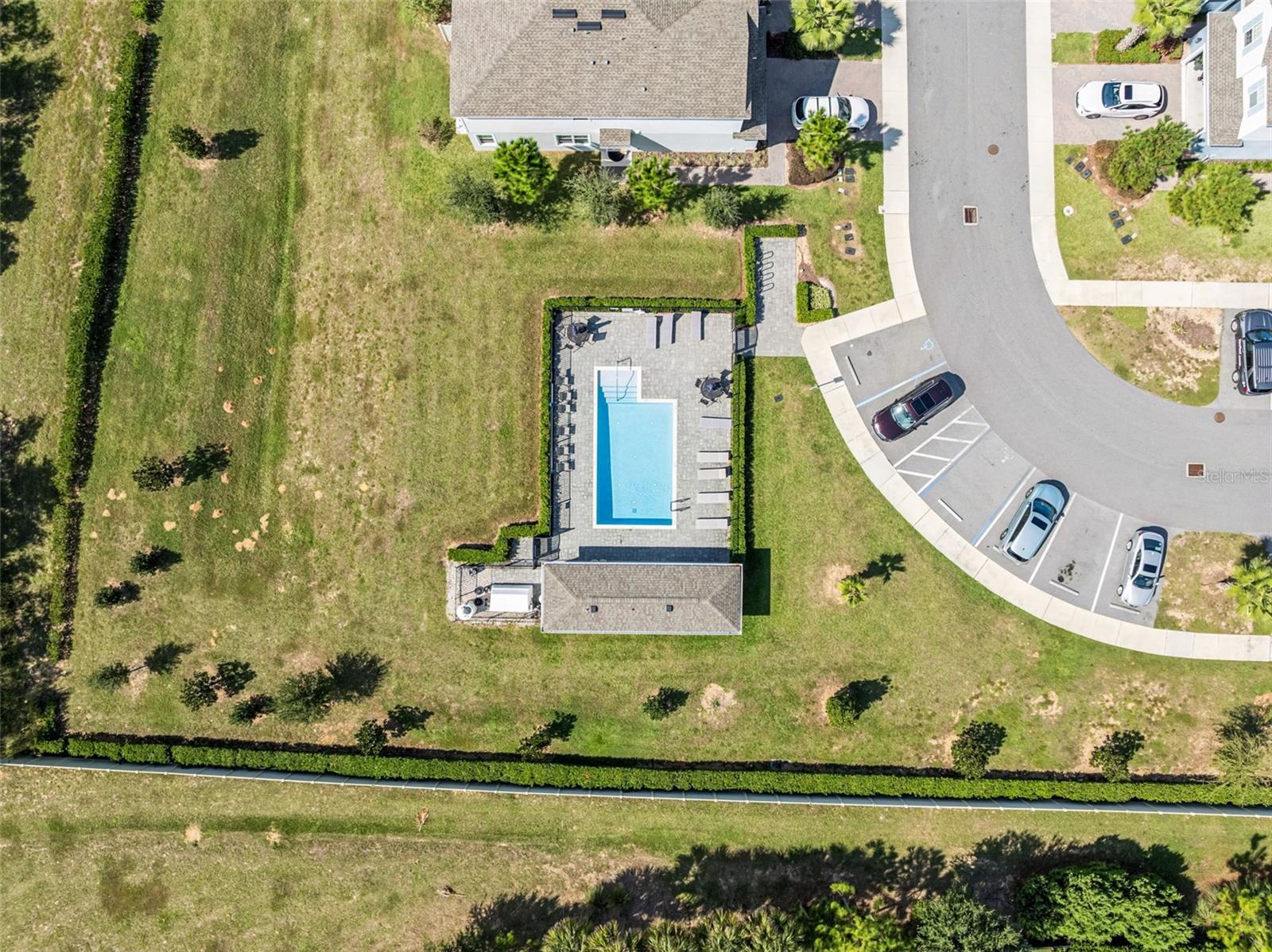 HOLDEN RIDGE TOWNHOMES - Residential