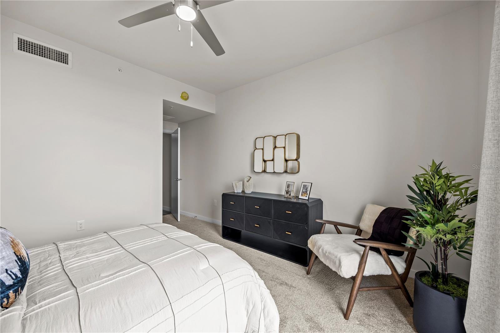 CLARKE'S SUB - AER TAMPA - Residential Lease