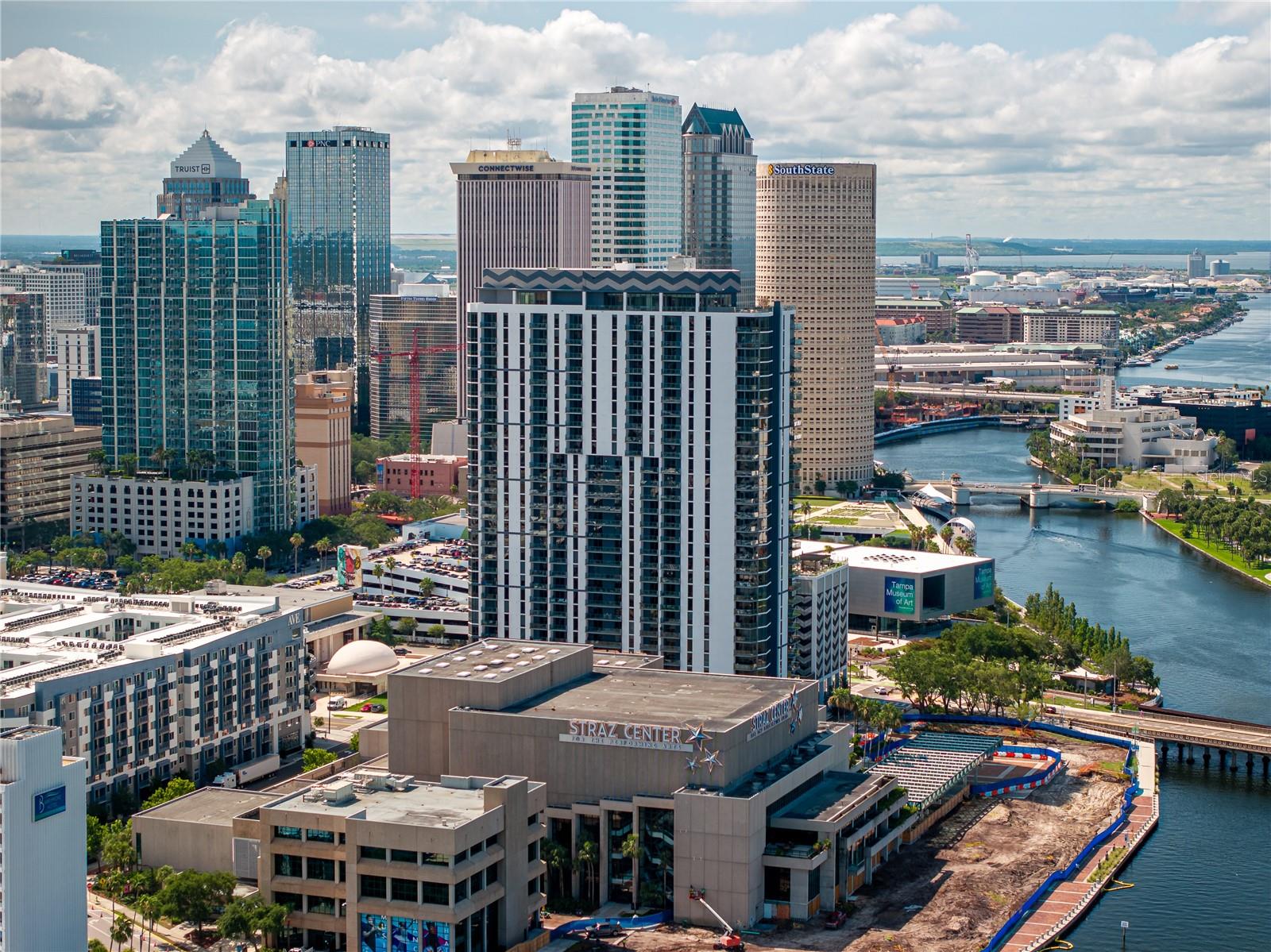 CLARKE'S SUB - AER TAMPA - Residential Lease