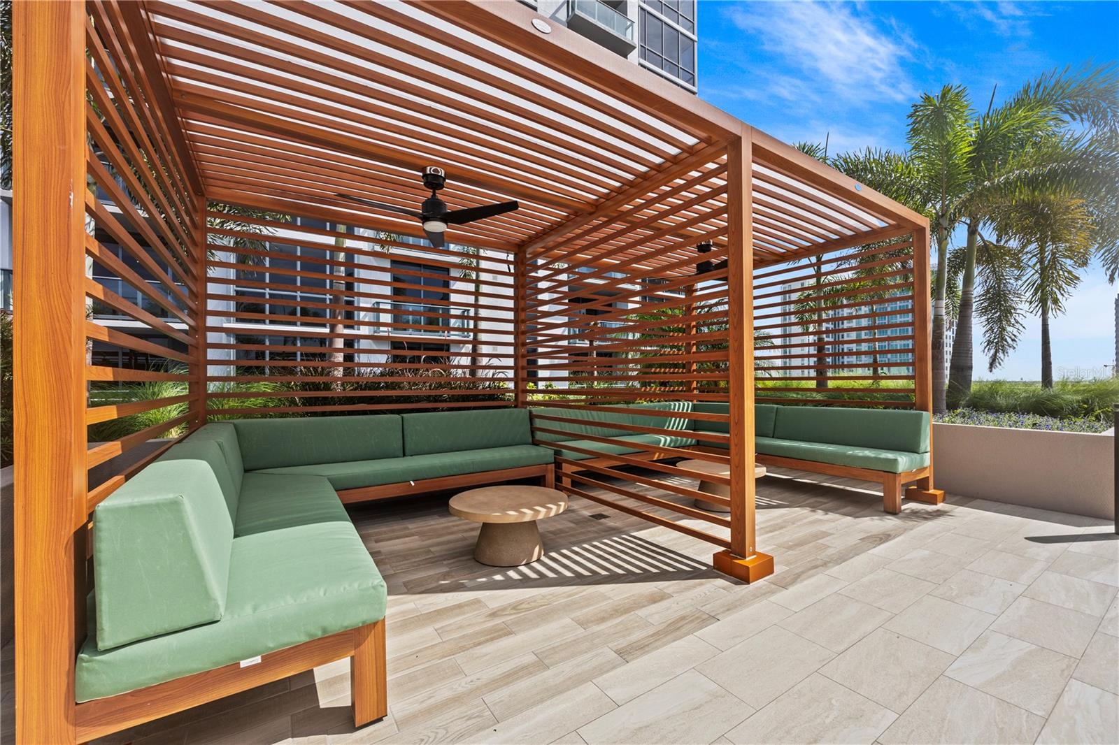 CLARKE'S SUB - AER TAMPA - Residential Lease