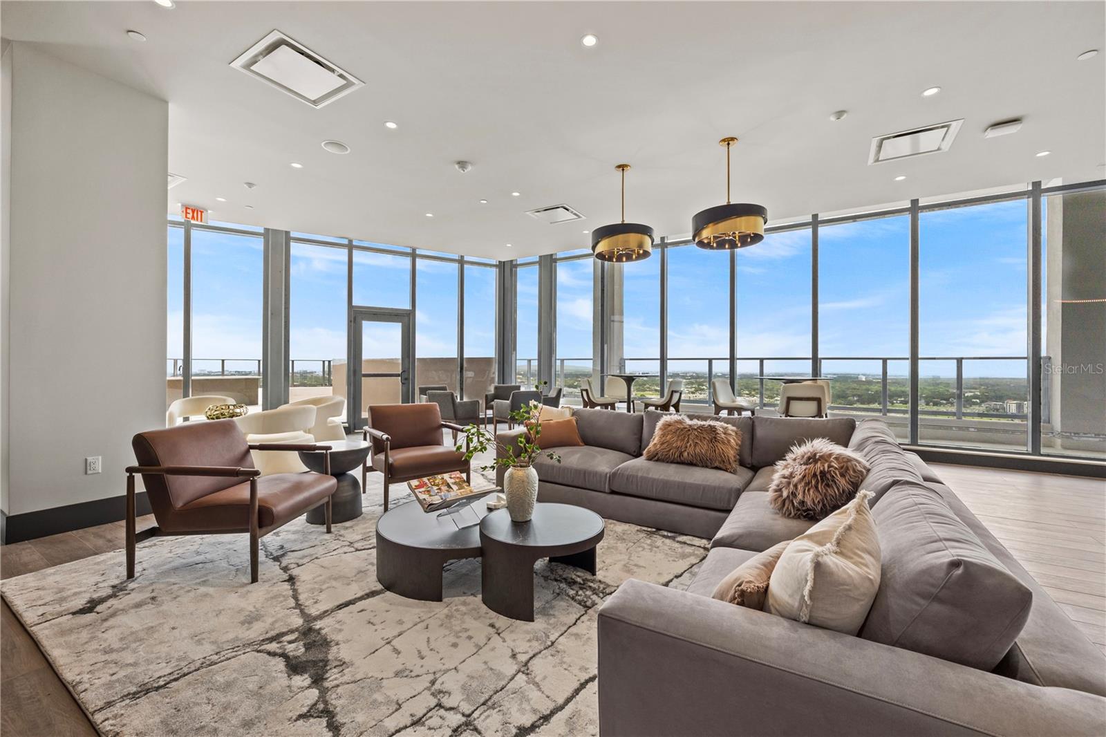 CLARKE'S SUB - AER TAMPA - Residential Lease