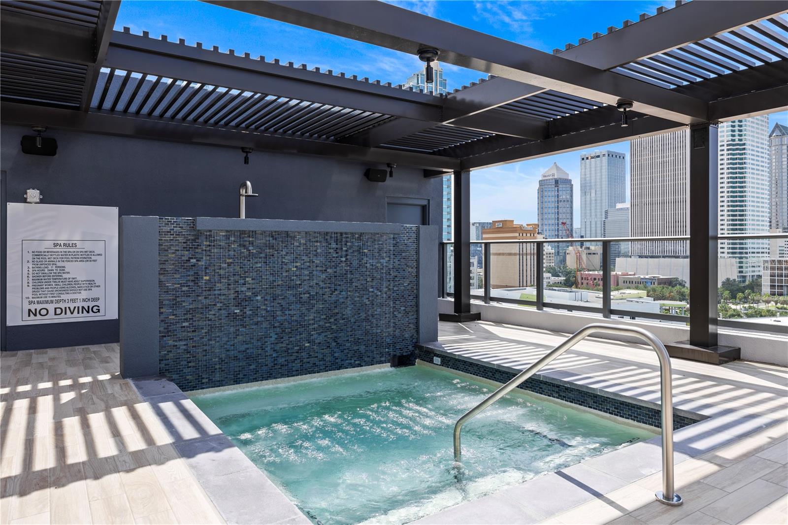 CLARKE'S SUB - AER TAMPA - Residential Lease