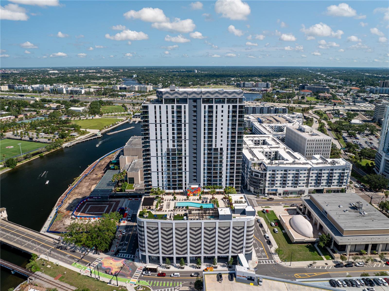 CLARKE'S SUB - AER TAMPA - Residential Lease