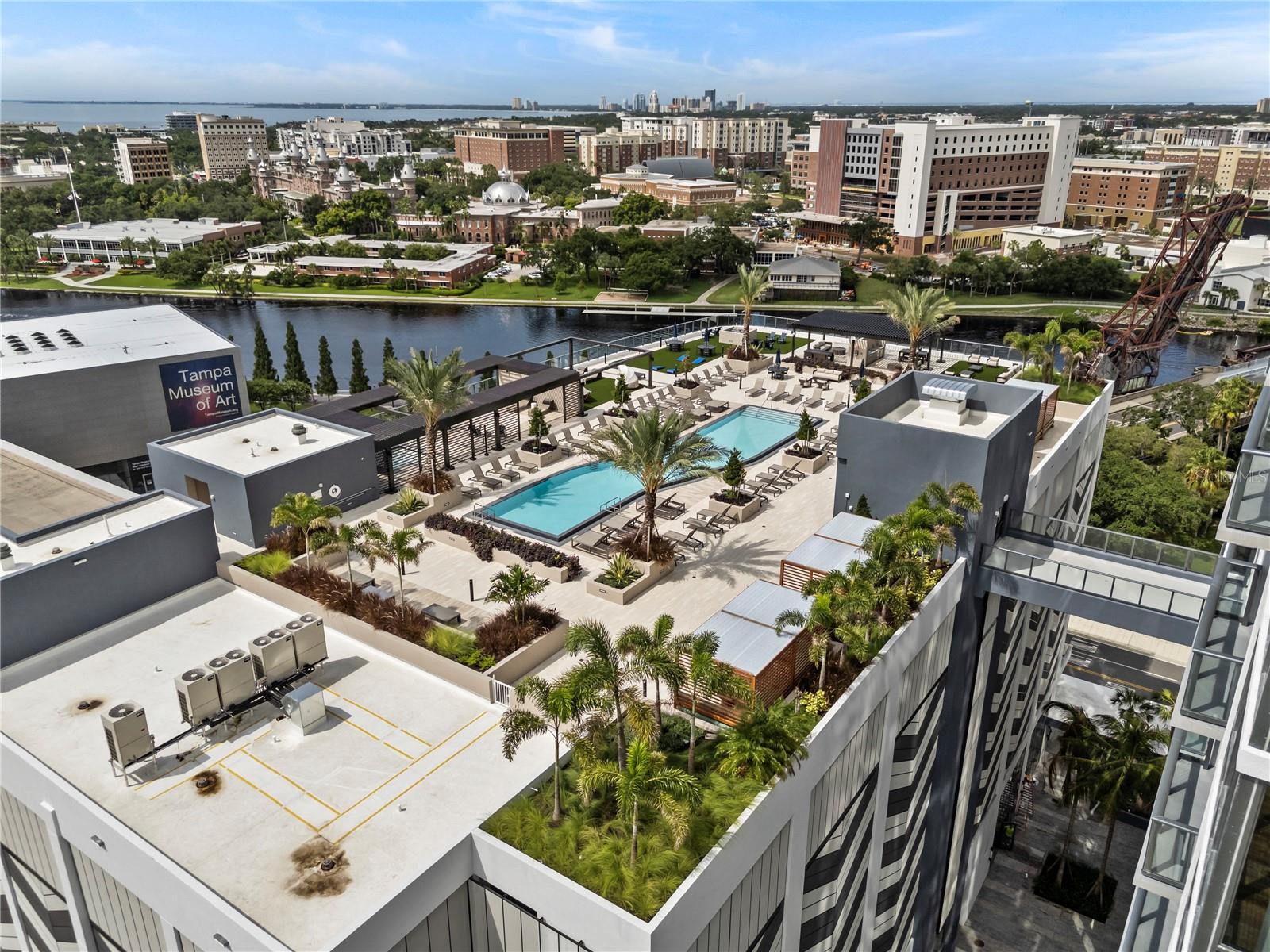 CLARKE'S SUB - AER TAMPA - Residential Lease