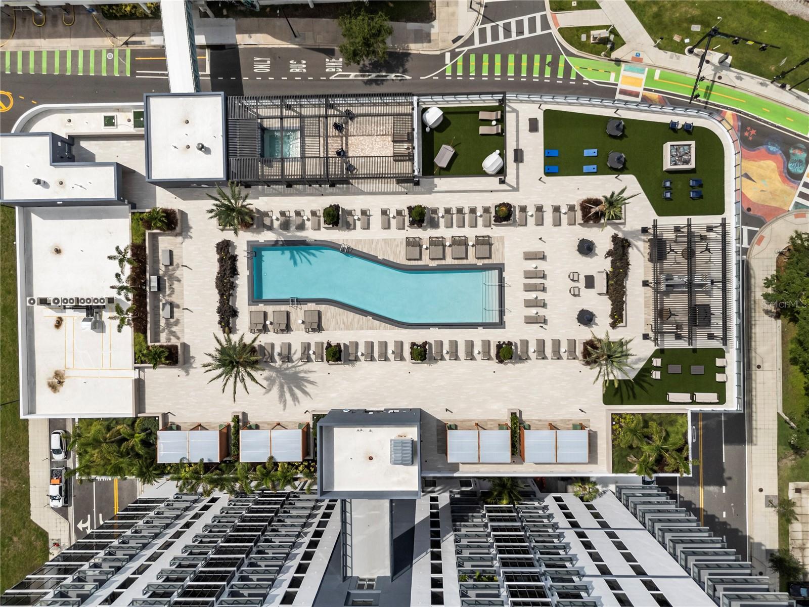 CLARKE'S SUB - AER TAMPA - Residential Lease