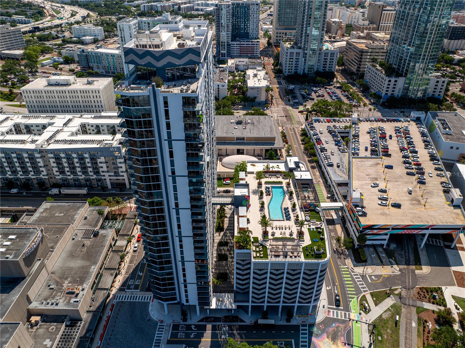 CLARKE'S SUB - AER TAMPA - Residential Lease