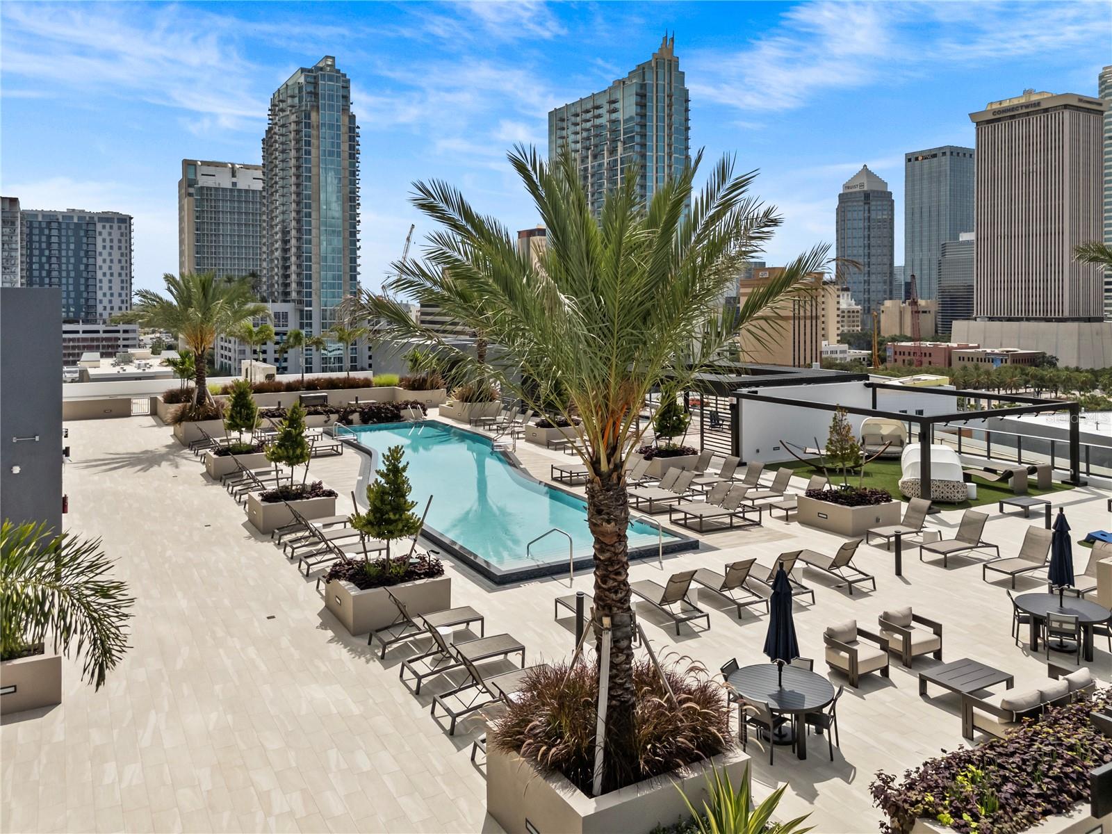 CLARKE'S SUB - AER TAMPA - Residential Lease
