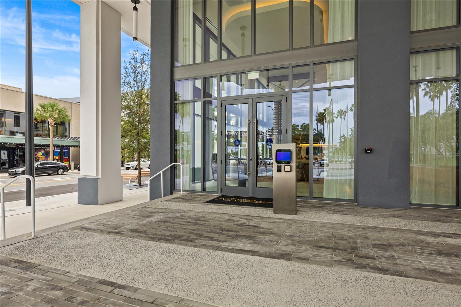 CLARKE'S SUB - AER TAMPA - Residential Lease