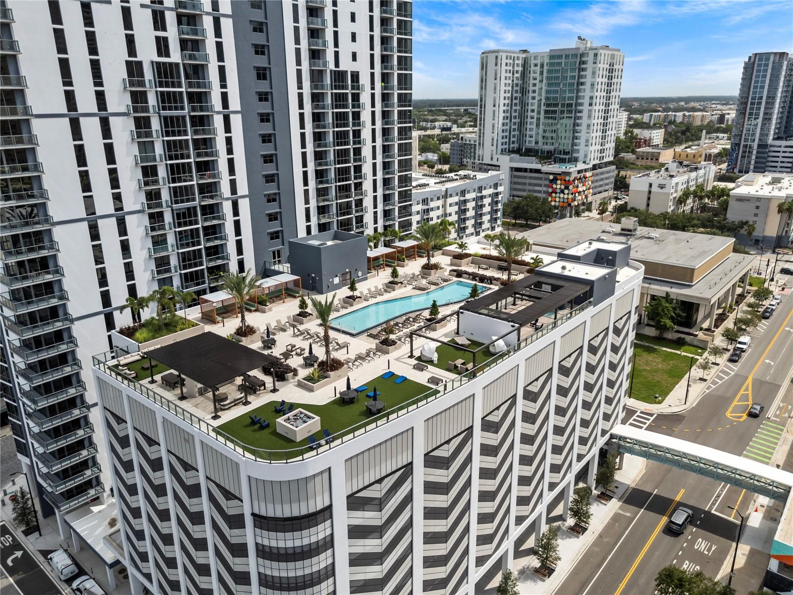 CLARKE'S SUB - AER TAMPA - Residential Lease