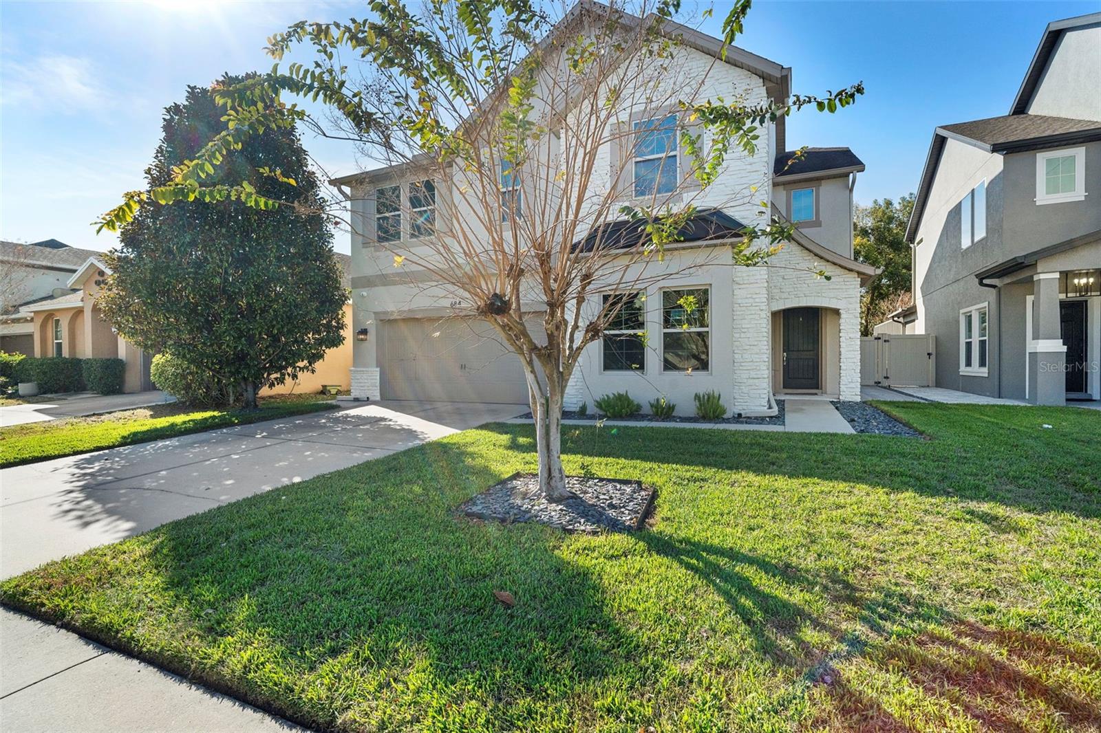 SEVEN OAKS - Residential