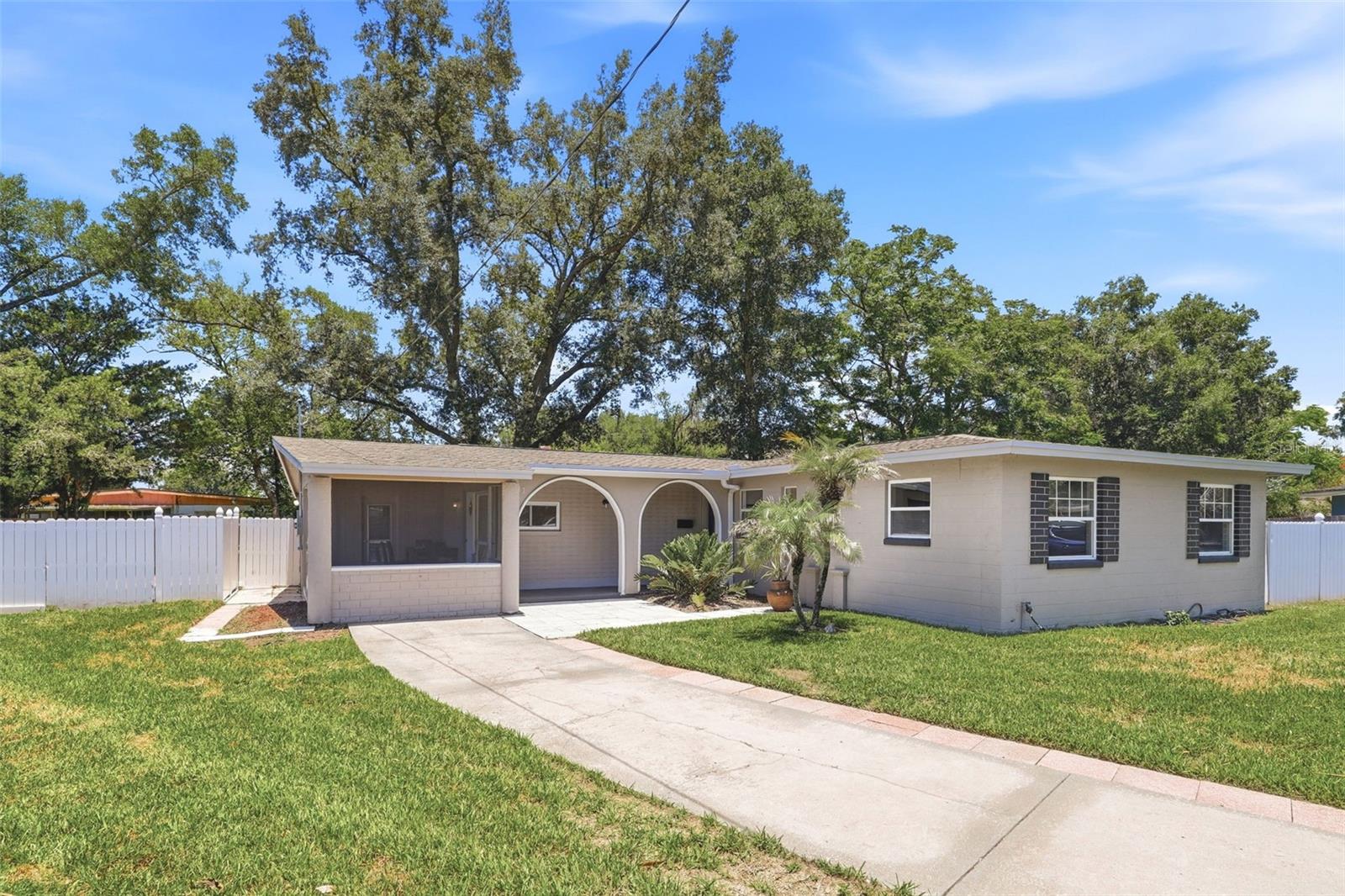 511 OXFORD COURT