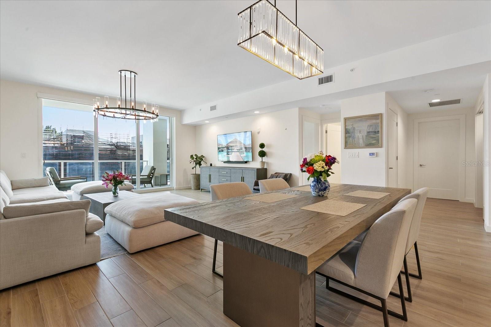 MARINA BAY MASTER CONDO LOT 1 - Residential