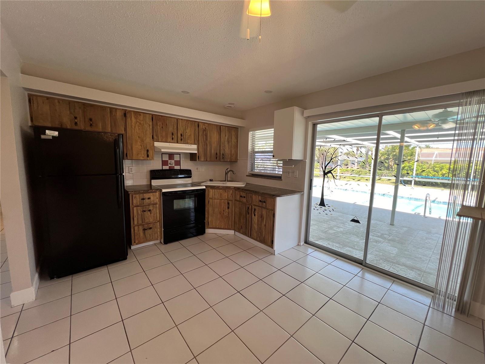 PORT CHARLOTTE SEC 037 - Residential Lease