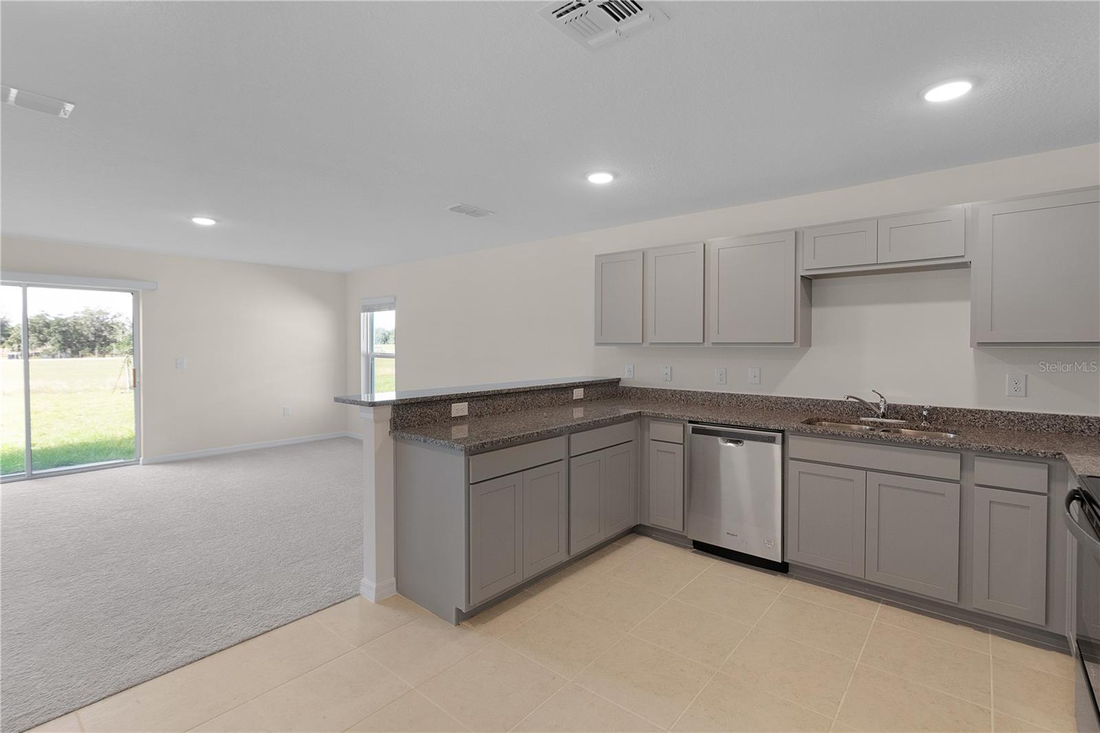 ALFORD OAKS - Residential Lease