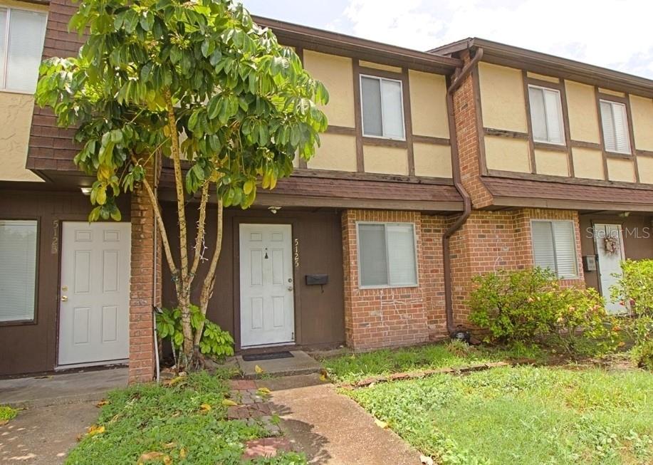 This beautiful condominium is perfect for first-time homebuyers or investors. This property is ideally located, just five minutes from the Millenia Mall and twenty minutes from Disney, the airport, Hunters Creek, and other major attractions. All essential shopping is nearby.