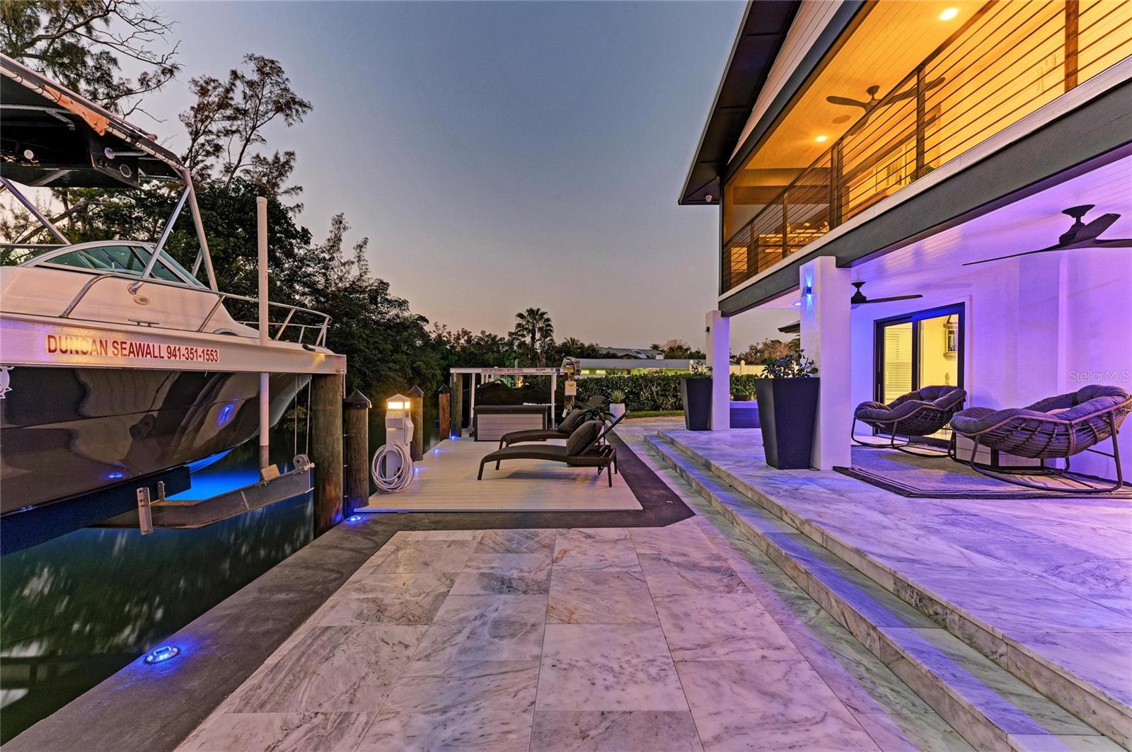 LONGBEACH ON LONGBOAT KEY - Residential