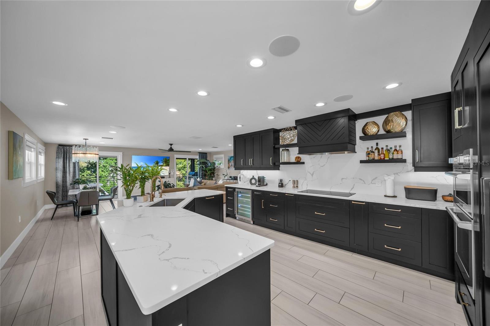 7149 LONGBOAT DRIVE N