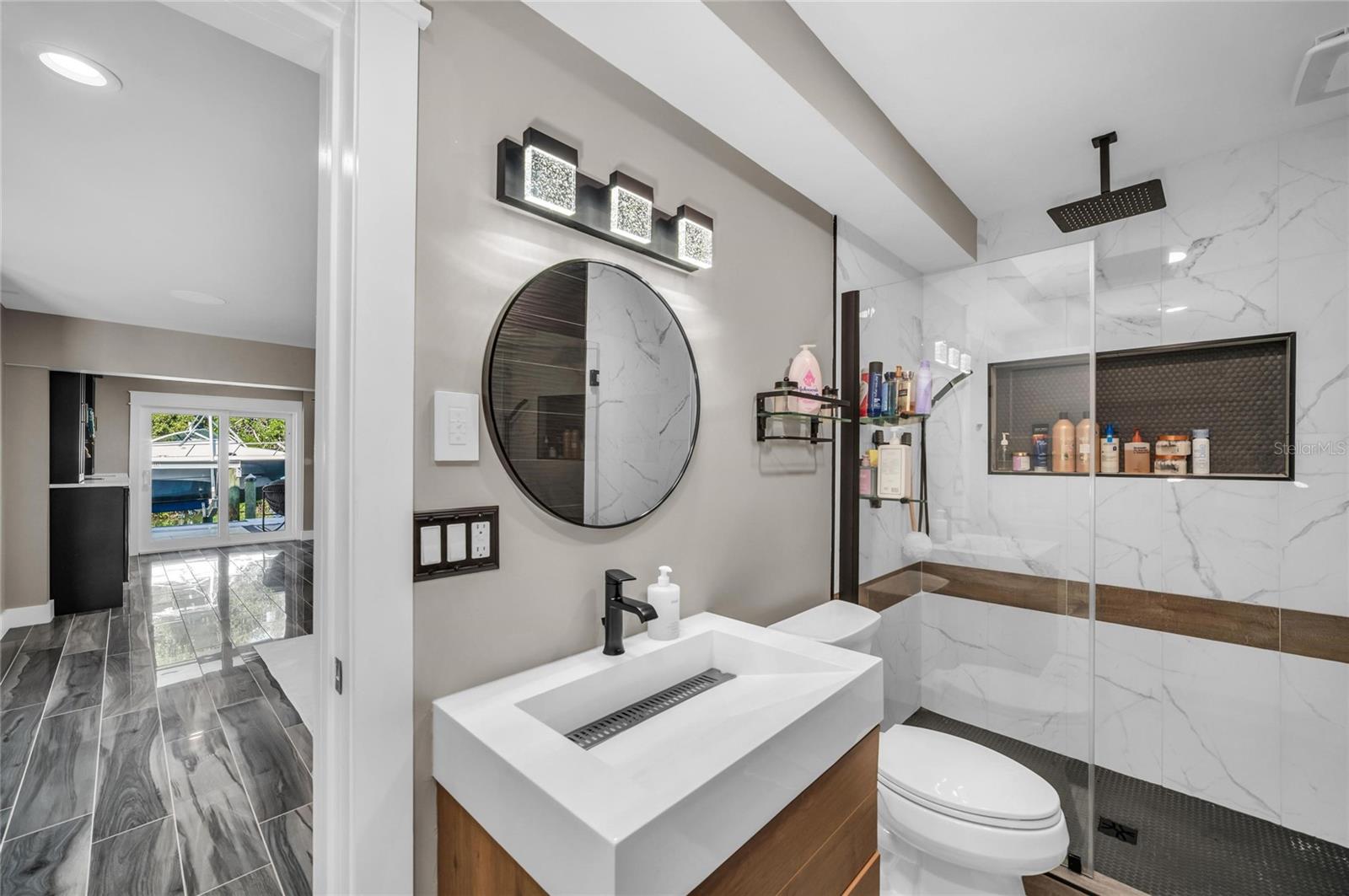 LONGBEACH ON LONGBOAT KEY - Residential