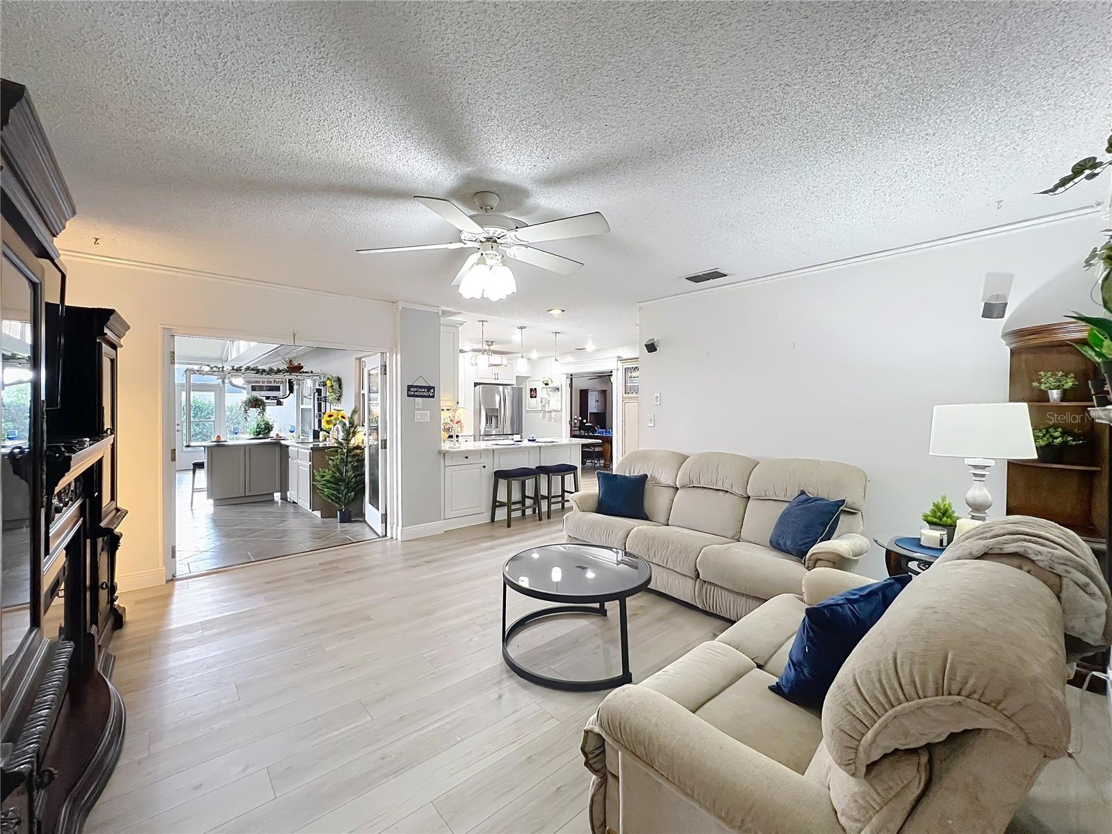 PARK MANOR ESTATES - Residential