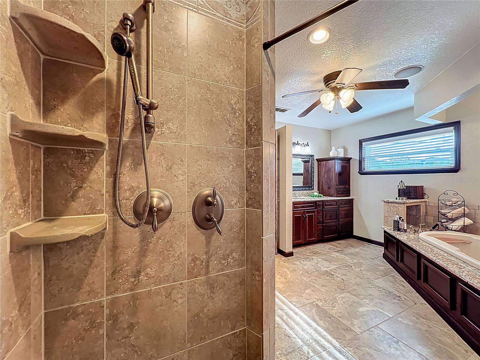 PARK MANOR ESTATES - Residential