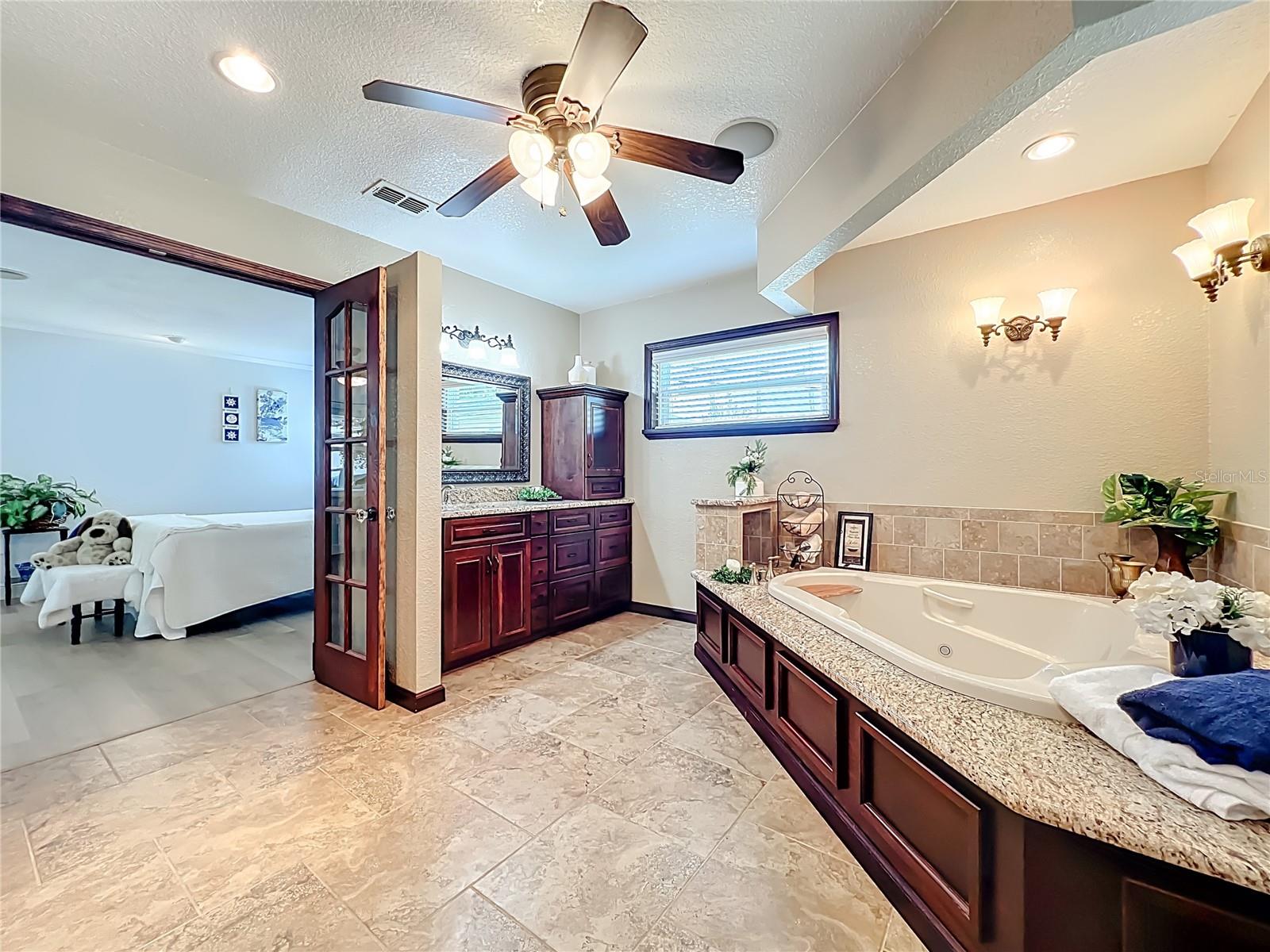 PARK MANOR ESTATES - Residential