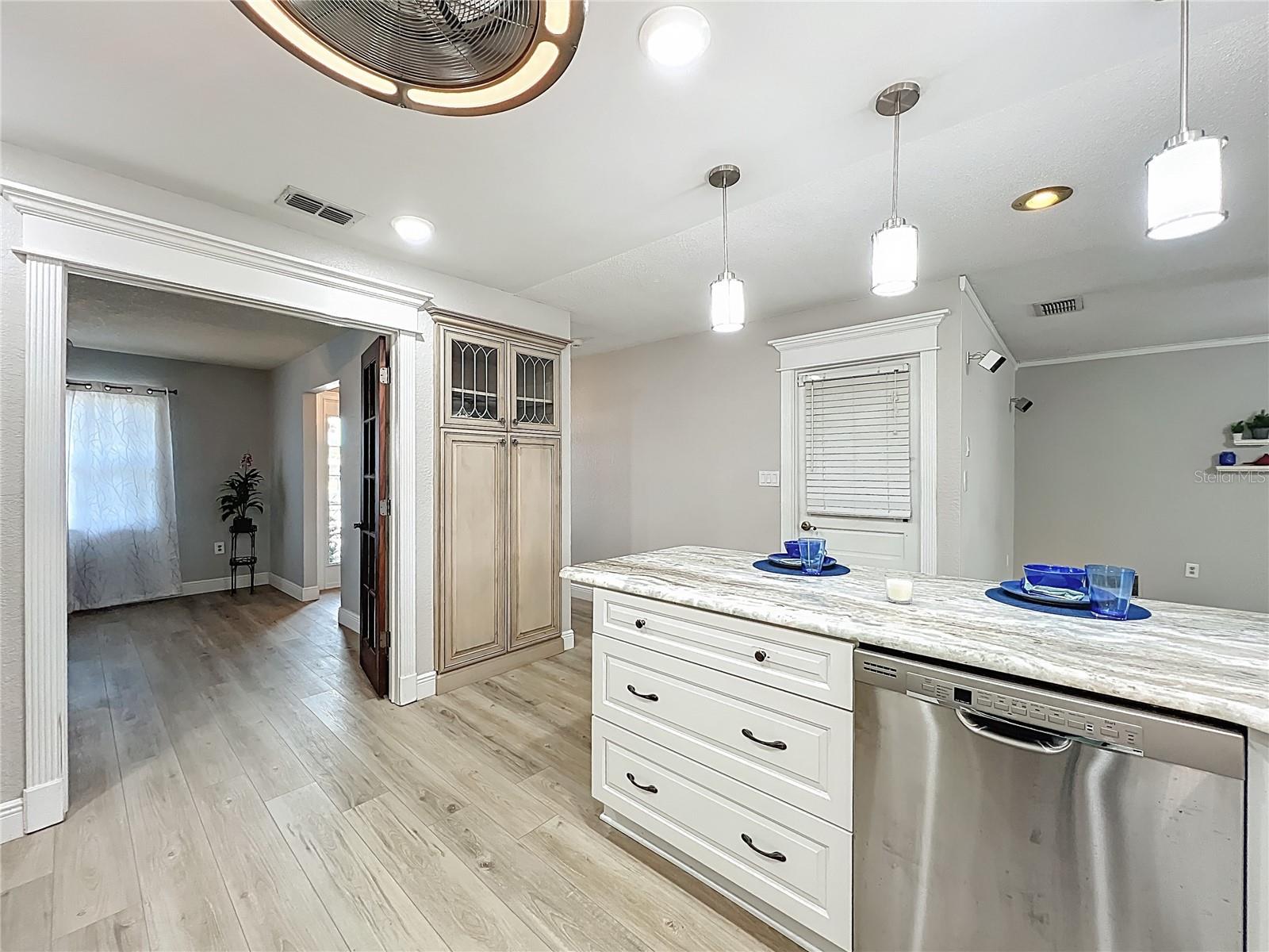 PARK MANOR ESTATES - Residential