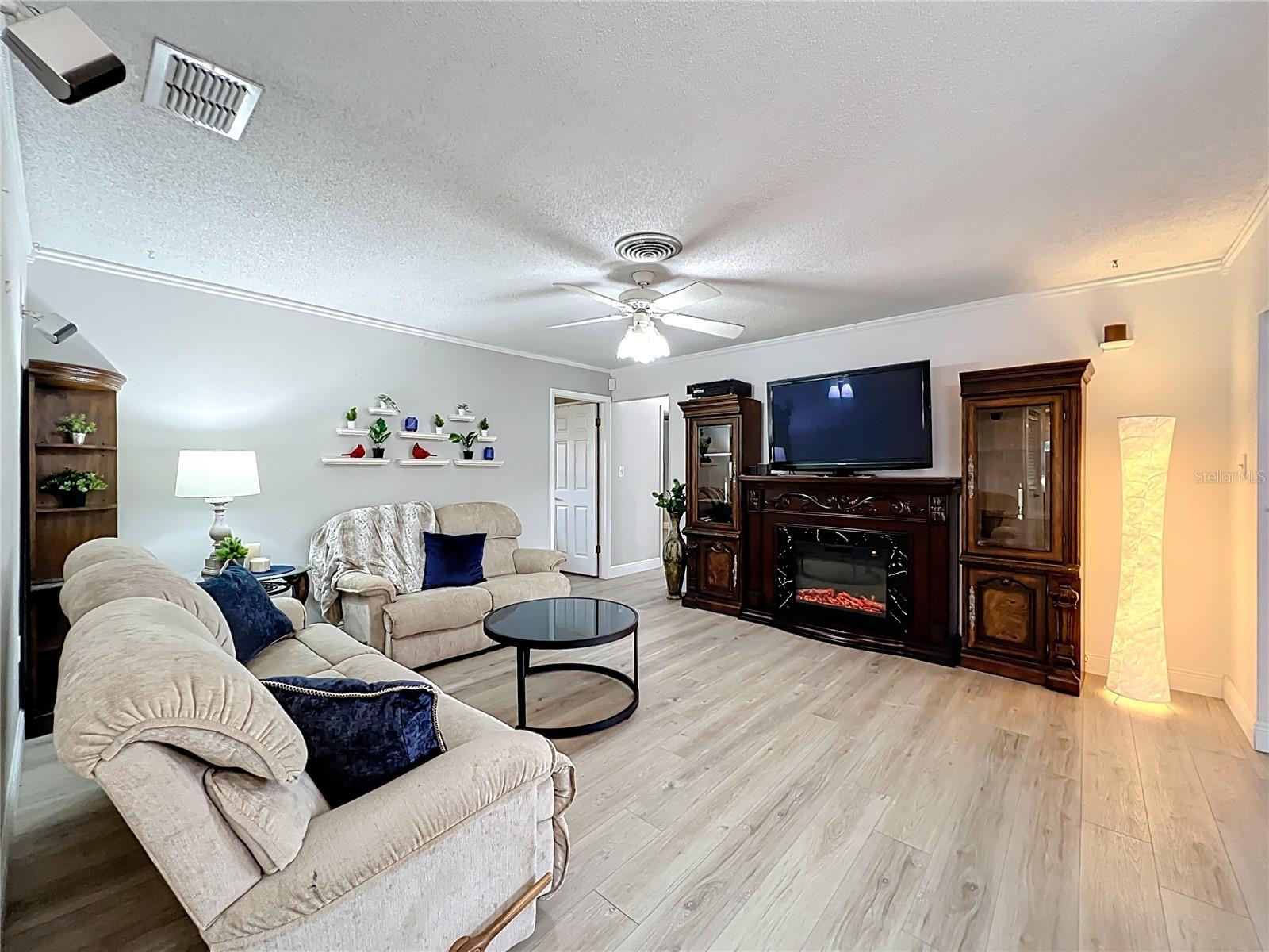 PARK MANOR ESTATES - Residential