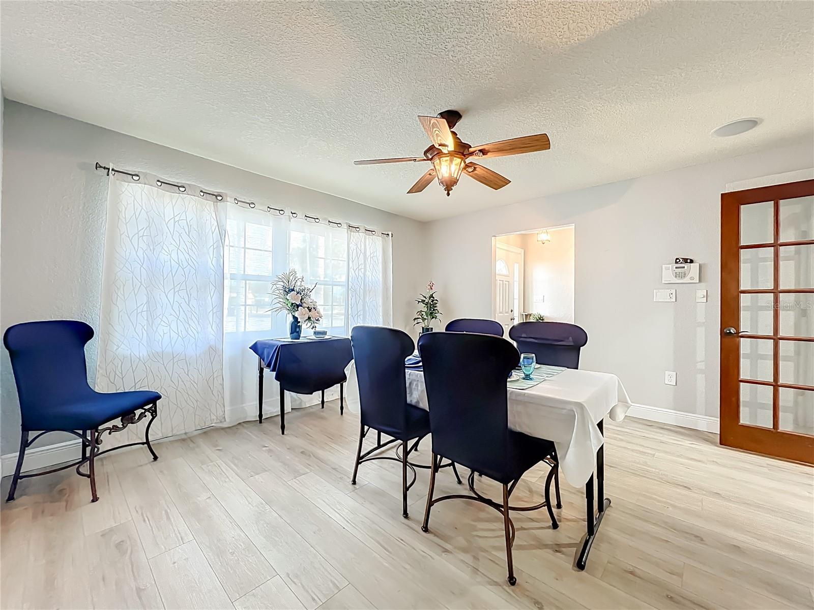 PARK MANOR ESTATES - Residential