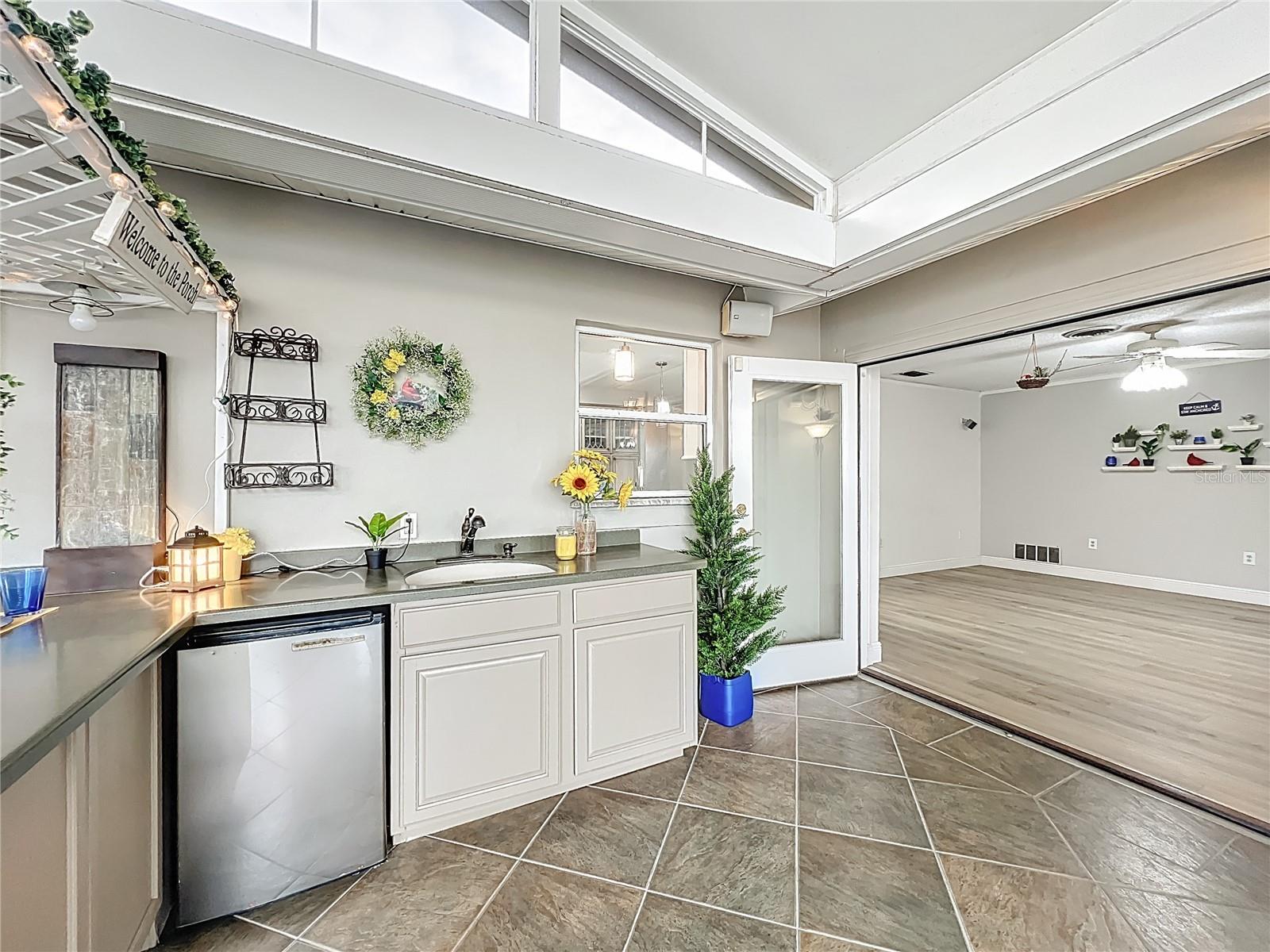 PARK MANOR ESTATES - Residential