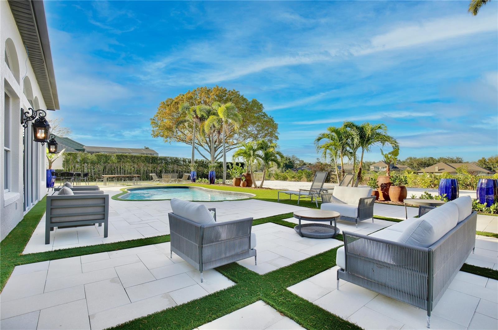 BALMORAL - Residential