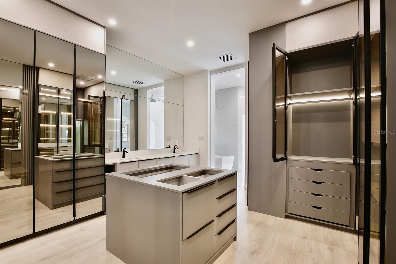 BALMORAL - Residential