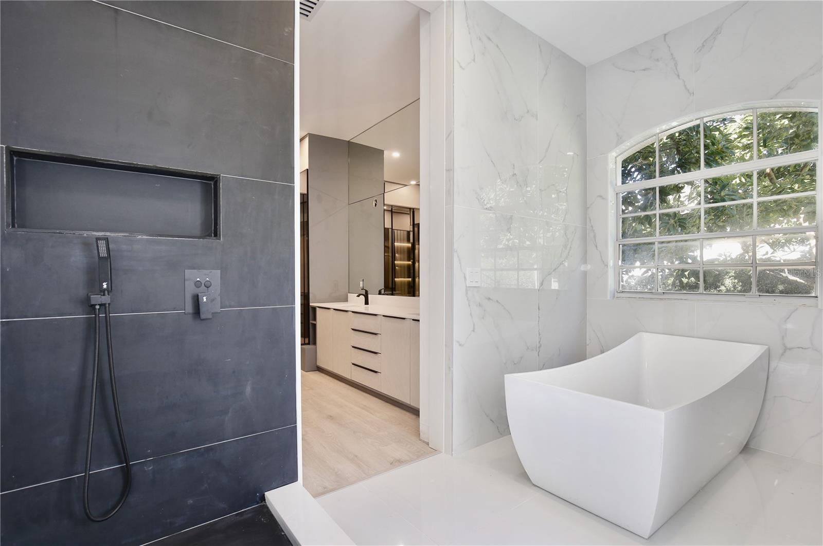 BALMORAL - Residential