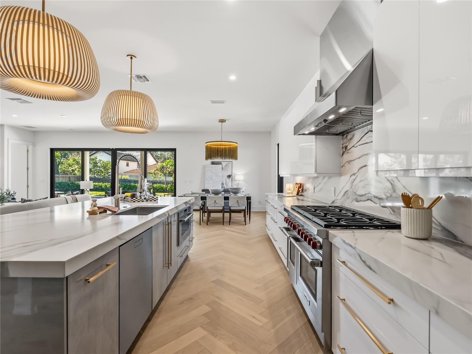 FOREST HILLS - Residential