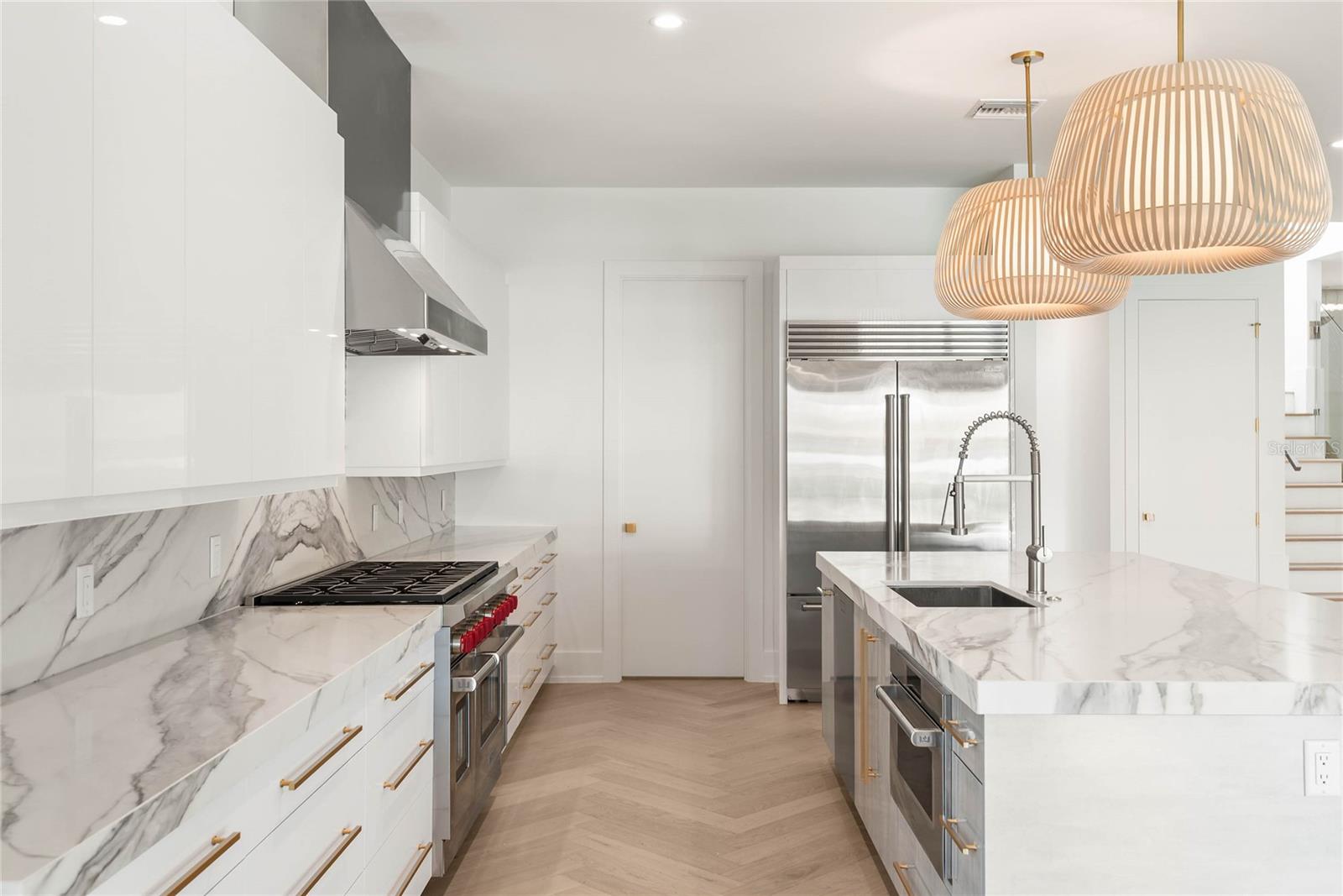 FOREST HILLS - Residential